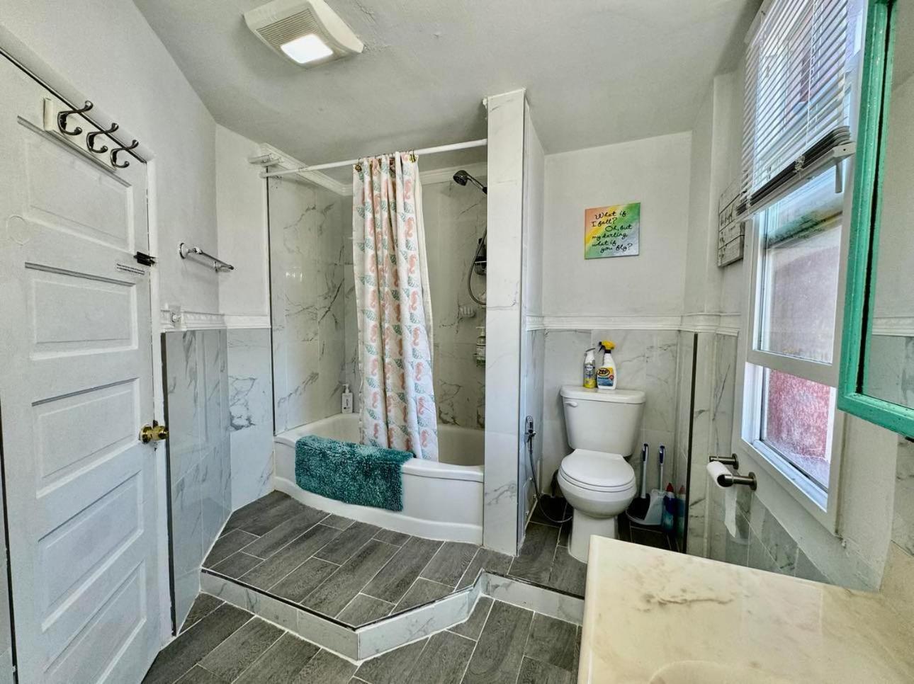 Private Tiny Room On The 1St Floor With Shared Bathroom Near Airport And Downtown Seattte Сиэтл Экстерьер фото